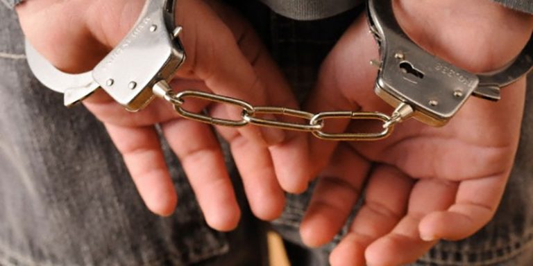 Συνελήφθη 25χρονος για παραβάσεις των νομοθεσιών για τα ναρκωτικά και τους αλλοδαπούς στο Ναύπλιο
