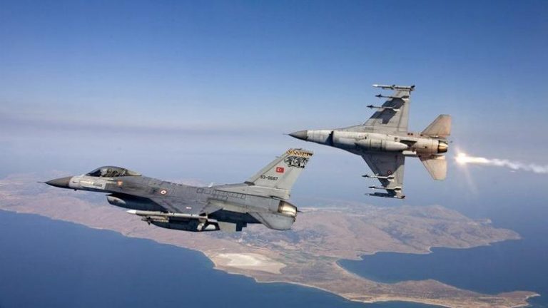 F-16 σε αερομαχία σήμερα με Τούρκους στο Καστελόριζο – «παρενόχλησαν» τα Σινούκ, με τα οποία μετέβησαν από την Ρόδο ο υπουργός Εθνικής Άμυνας και εννέα βουλευτές