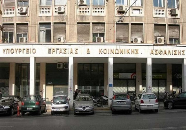 Ξεκινούν τα προγράμματα κοινωφελούς εργασίας για 274 δήμους- Θα ωφεληθούν 23.000 άνεργοι