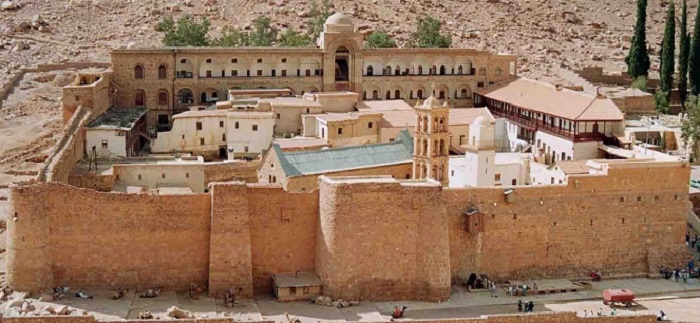 Το ελληνορθόδοξο μοναστήρι της Αγίας Αικατερίνης στο Σινά που «γλίτωσε» την επίθεση του ISIS (βίντεο)