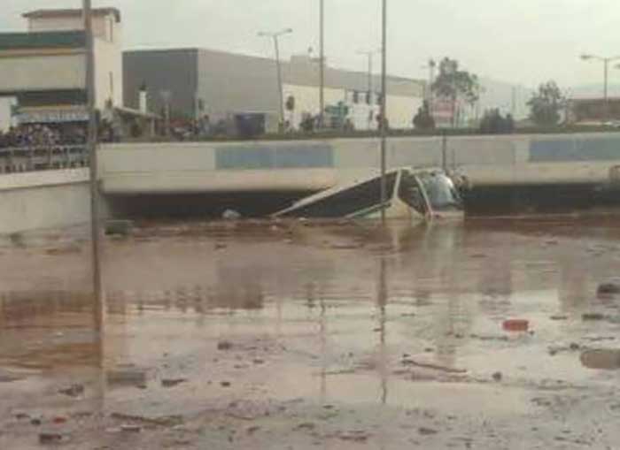 ΕΚΤΑΚΤΟ:   Τρεις οι νεκροί στη Μάνδρα Αττικής από τις πλημμύρες