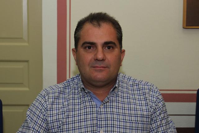 O Θανάσης Βασιλόπουλος εκλέχθηκε ως υποψήφιος δήμαρχος Καλαμάτας από την «Πρωτοβουλία»