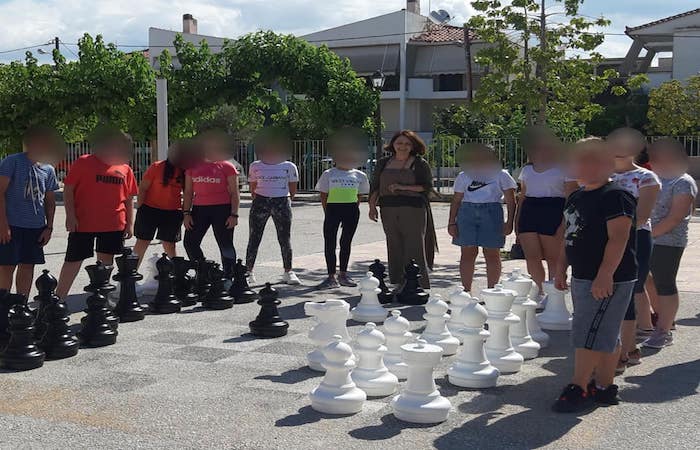 Αγόρασαν πιόνια σκάκι για αποχαιρετιστήριο οι μαθητές της Στ’ τάξης του 4ου Δημοτικού Ναυπλίου