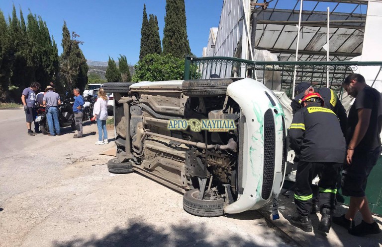Σοβαρό τροχαίο ατύχημα πριν από λίγο στην Αγία Ελεούσα στο Ναύπλιο