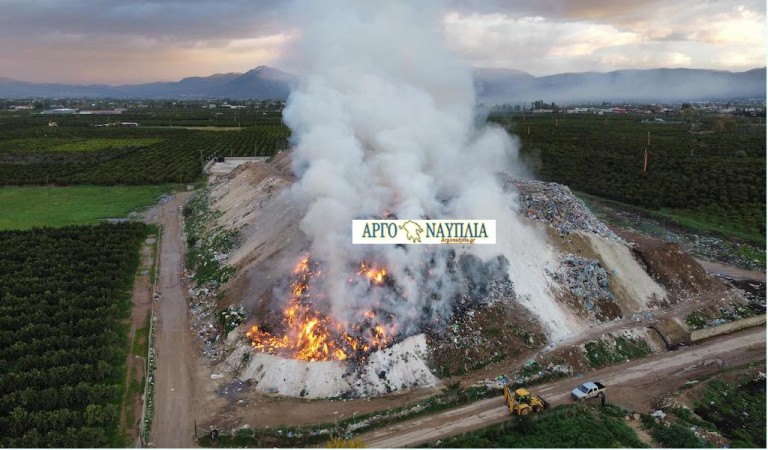 ΕΚΤΑΚΤΟ Άργος: Μεγάλη φωτιά στα “Γκριμάρια” Νέας Κίου
