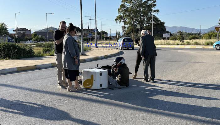 Ναύπλιο: Τροχαίο ατύχημα με delivery στον κόμβο Άριας